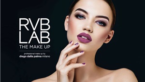 SCARICA LA TUA LEZIONE DI MAKE-UP GRATUITA